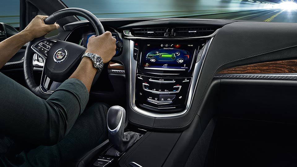 2014-elr-overview-interior-backseat-dash-960x540